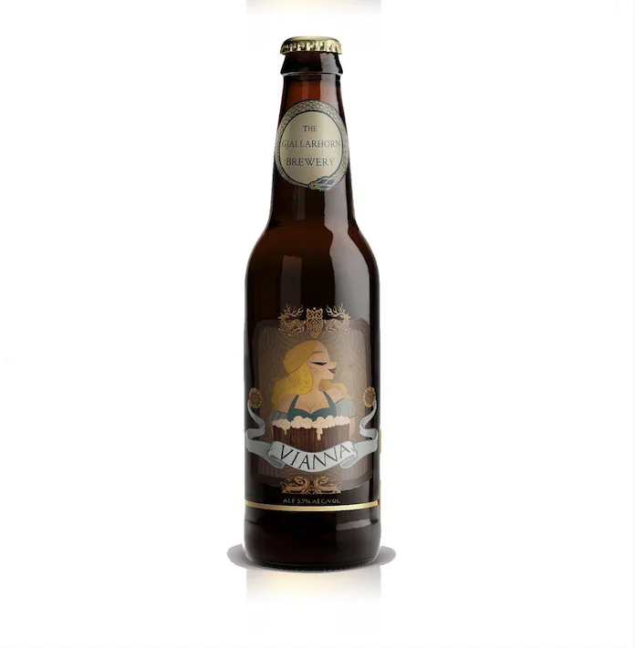 Digital beer label on a bottle mockup, showing a blonde woman behind a foaming wooden barrel under a Vianna banner.